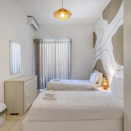 3br In Spinola Bay With Sunny Balcony And Ac * San Giuliano