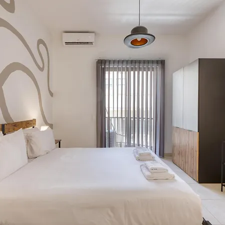 3br In Spinola Bay With Sunny Balcony And Ac