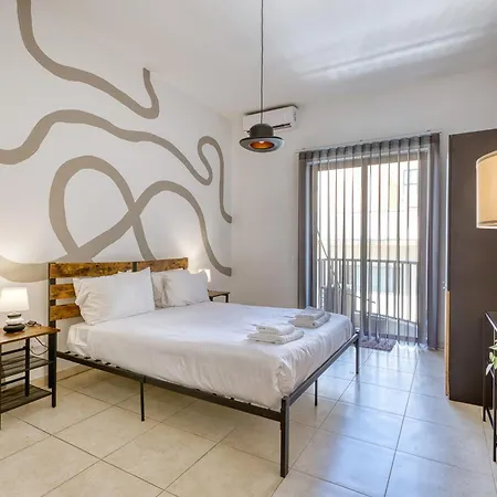 3br In Spinola Bay With Sunny Balcony And Ac * Saint Julian's