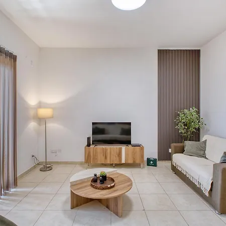 Appartamento 3br In Spinola Bay With Sunny Balcony And Ac *