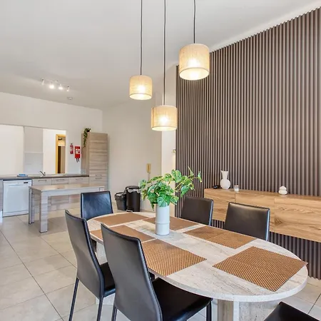 3br In Spinola Bay With Sunny Balcony And Ac