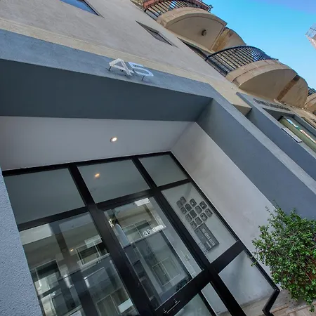 דירה 3br In Spinola Bay With Sunny Balcony And Ac