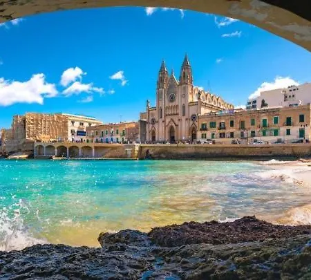3br In Spinola Bay With Sunny Balcony And Ac